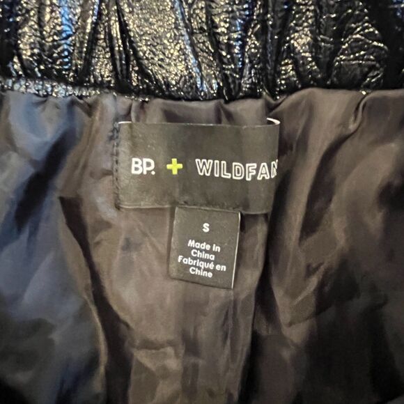 BP + Wildfang Black Mini Skirt Faux Patent Leather Small Button Front NEW NWT - Picture 5 of 9